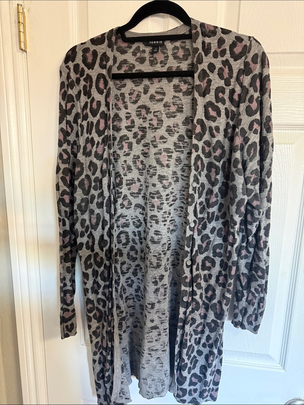 Torrid size 1 Gray & Pink Leopard Print Open Cardigan